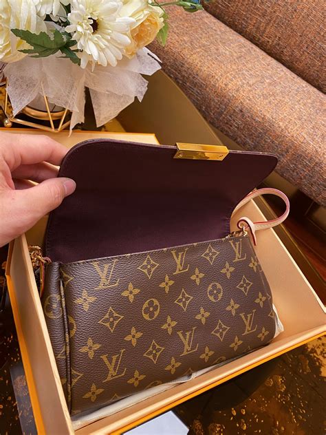 louis vuitton faborite mm|Louis Vuitton favorite mm release date.